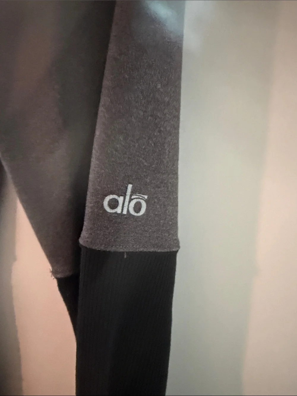 ALO Yoga Two-Tone Gray & Black High-Waist Leggings